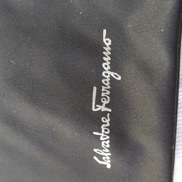 Salvatore Ferragamo sunglass dust bag - Picture 2 of 3